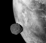Фобос на фоне Марса, фото КА "Фобос-2"